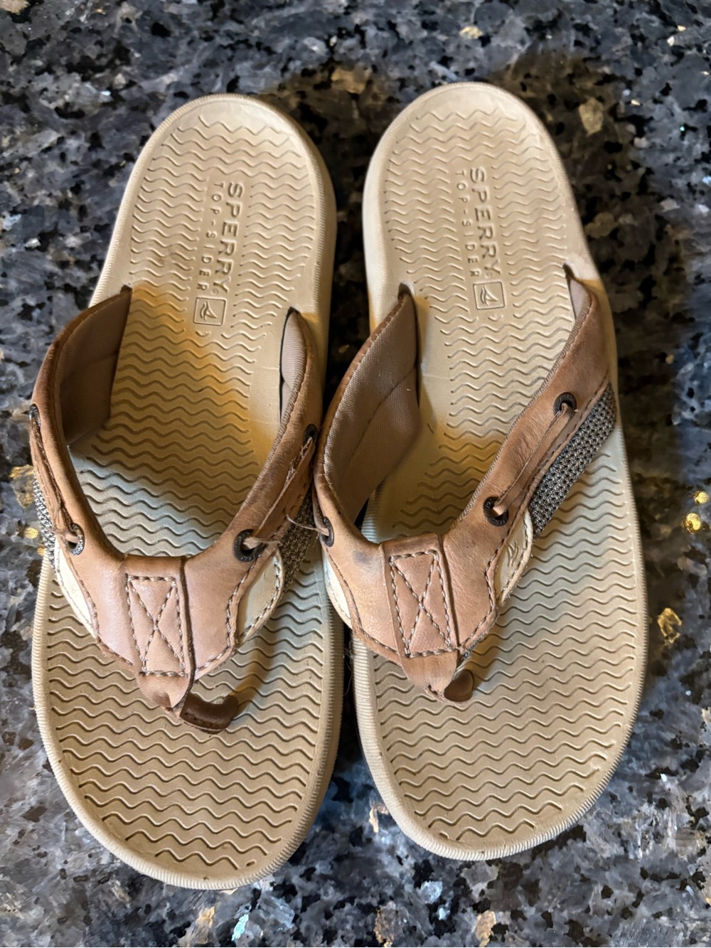 Sperry Tan Brown Leather Thong Sandals